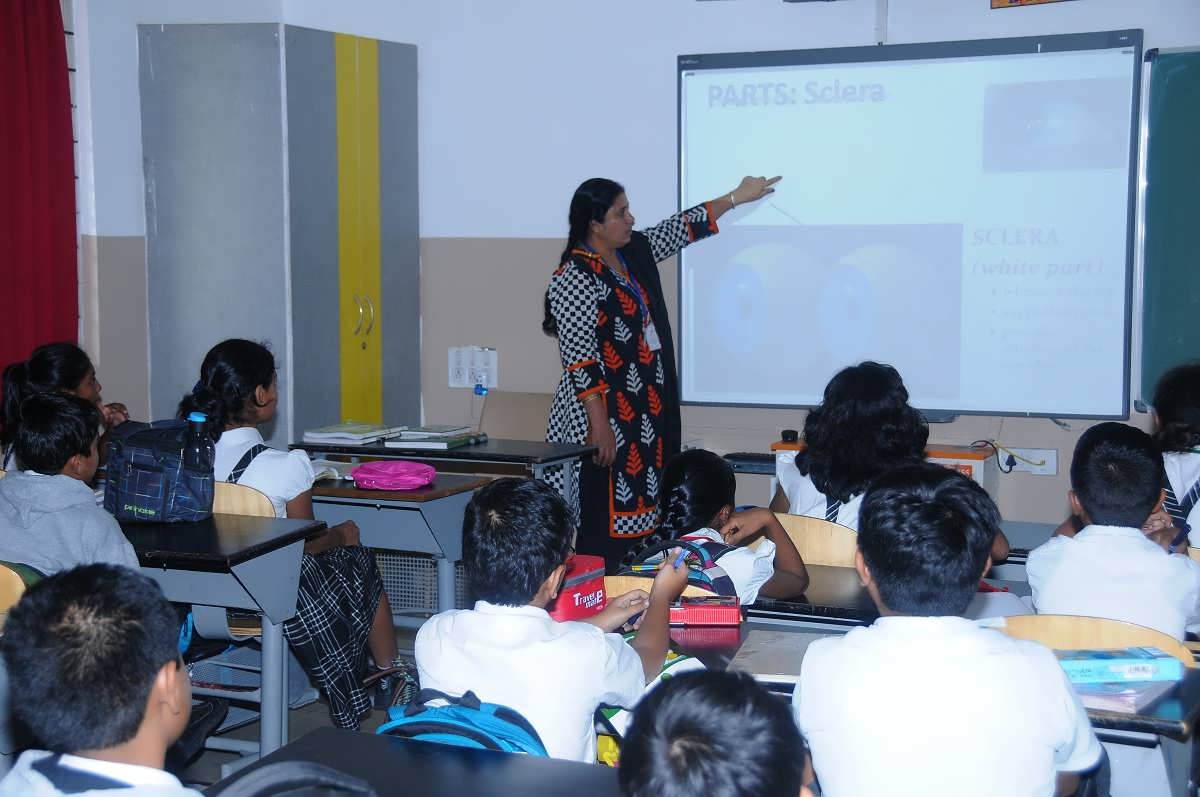 Students Digital Learning - best schools near indiranagar bangalore