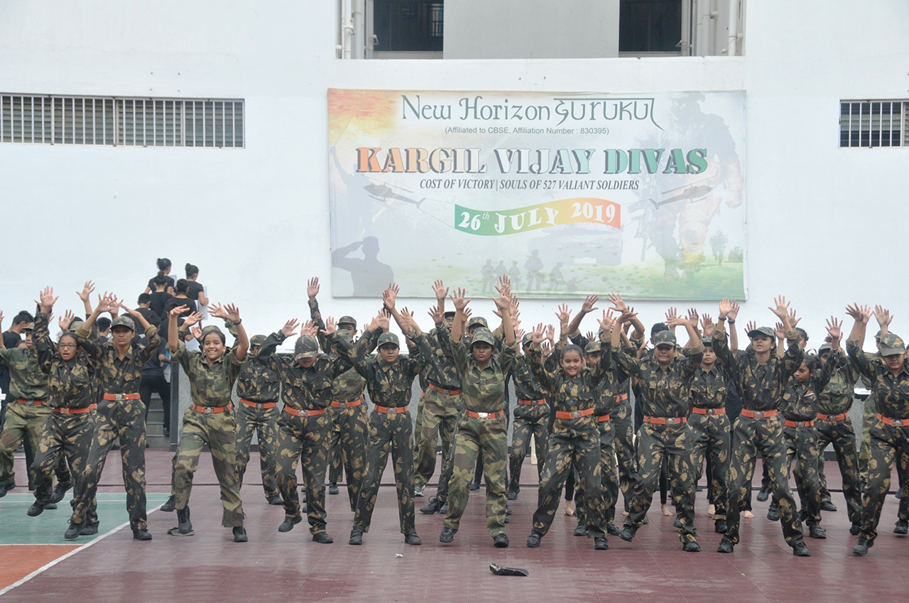 Students Performing during Kargil Vijay Divas Celebration - new horizon gurukul school bangalore