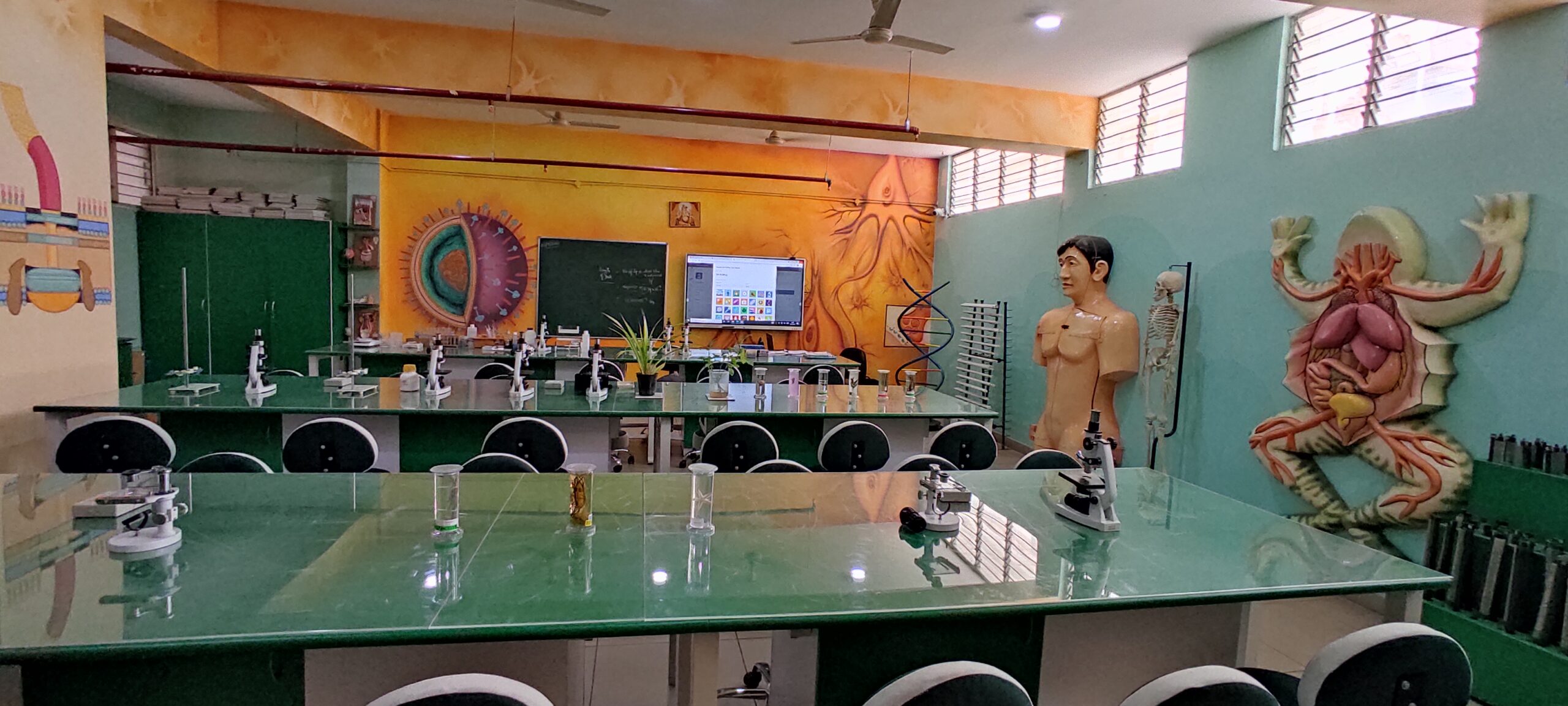Biology Lab of New Horizon Gurukul